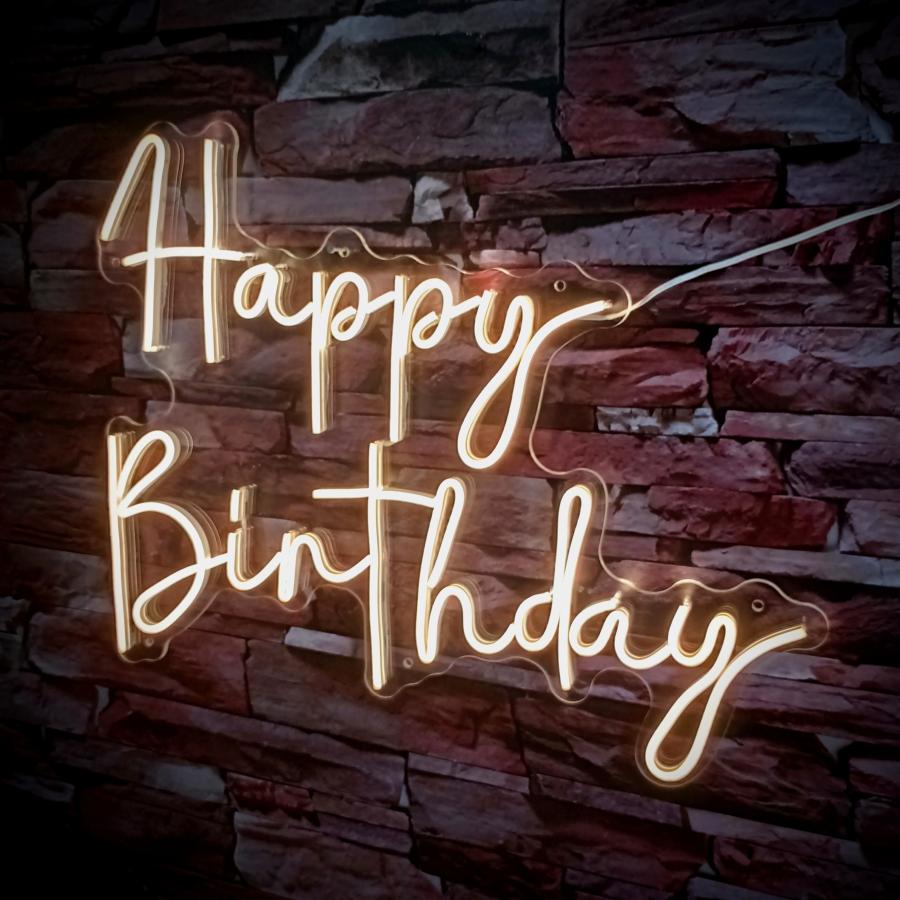 Neon Happy Birthday M05 Calido